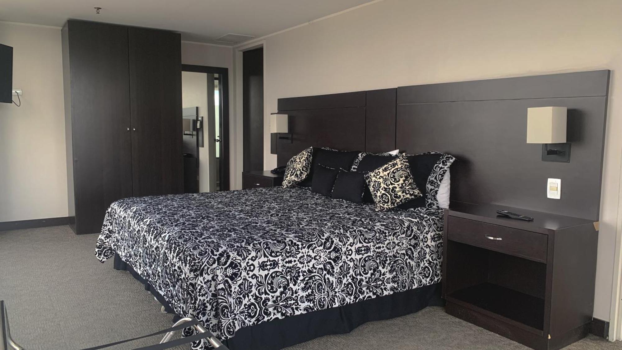 Hotel Chacao Suites Каракас Экстерьер фото