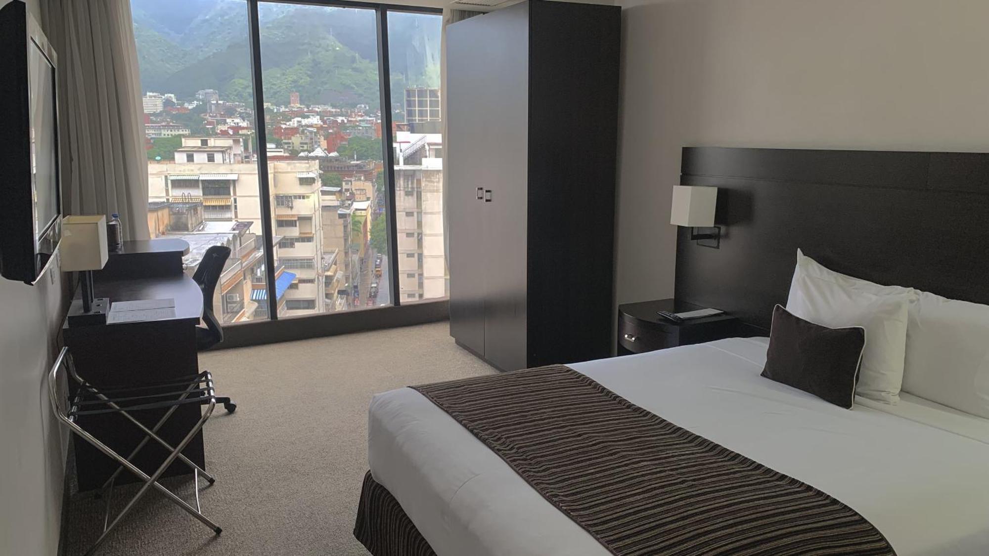 Hotel Chacao Suites Каракас Экстерьер фото