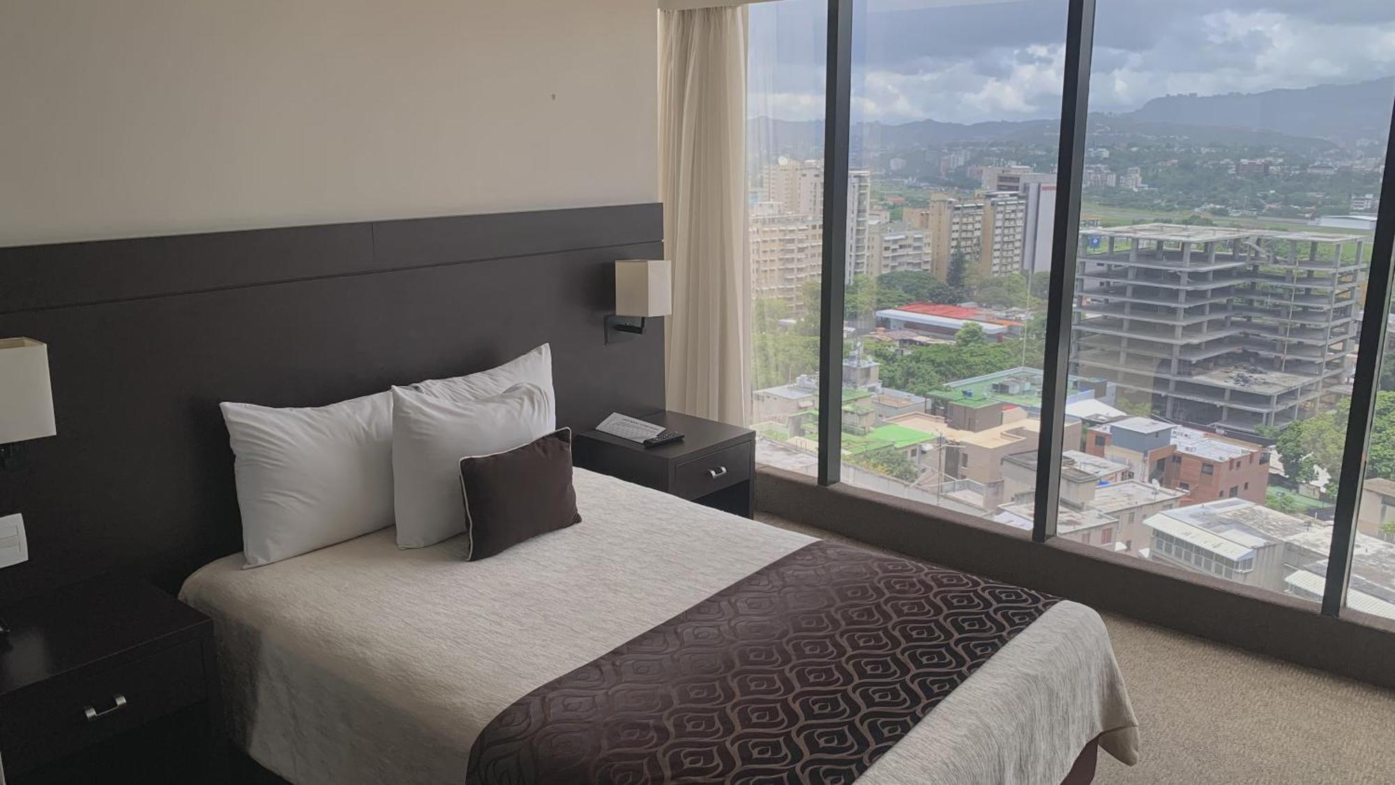 Hotel Chacao Suites Каракас Экстерьер фото