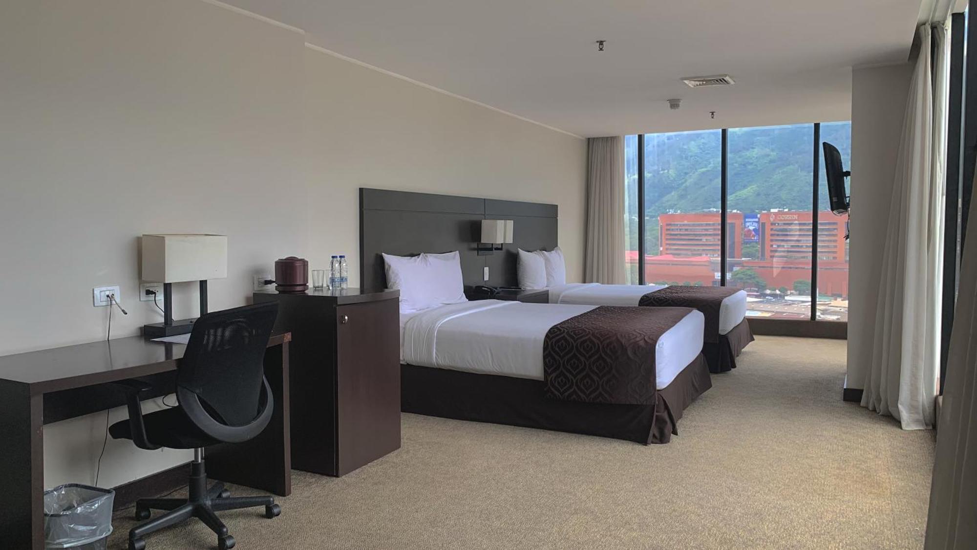 Hotel Chacao Suites Каракас Экстерьер фото